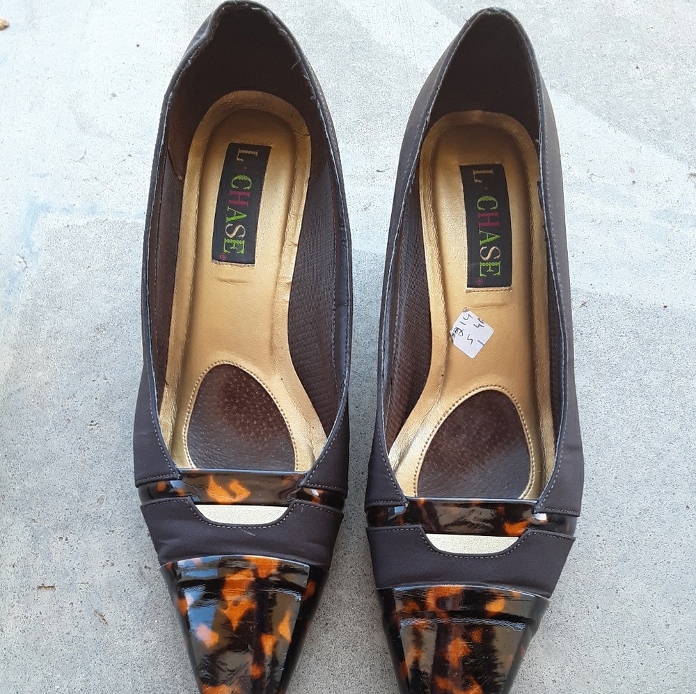Womans L. Chase heels